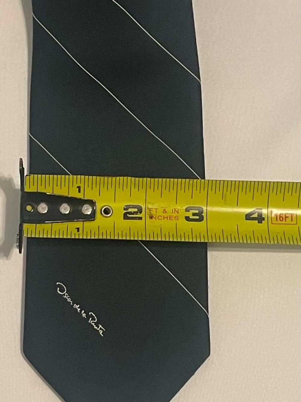 OSCAR DE LA RENTA Men’s Striped Tie - Picture 4 of 6